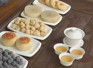 喝工夫茶+茶配，這才是潮汕人的最?lèi)?ài)！